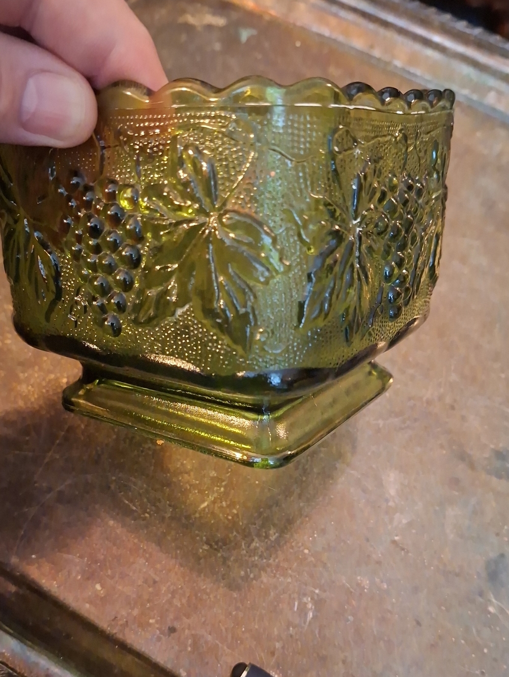 Vintage Indiana Green Glass HARVEST GRAPE Bowl